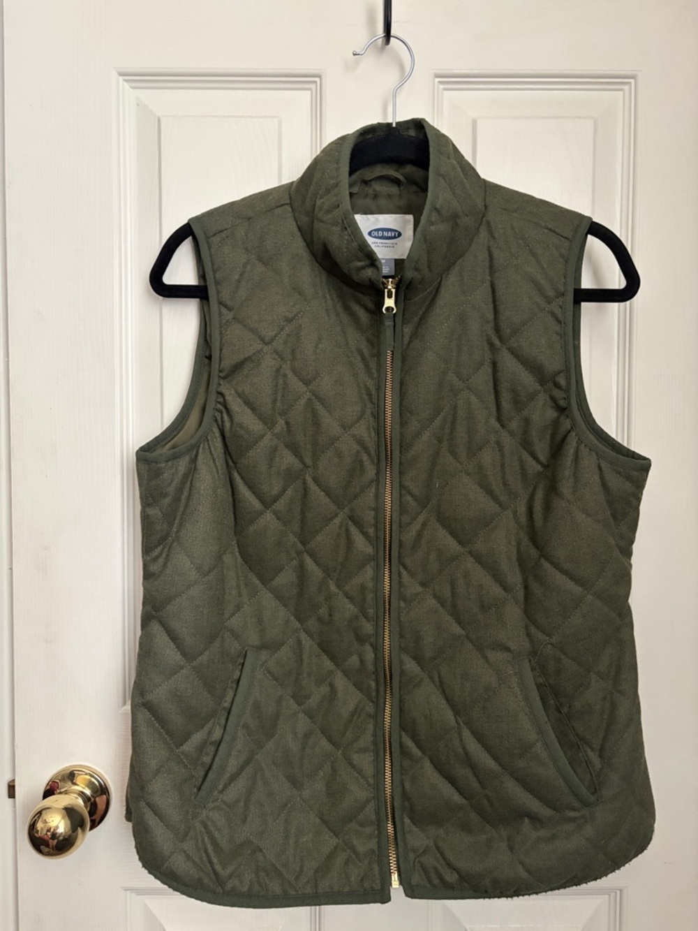 Old Navy Olive Green Quilted Sleeveless Puffer Vest